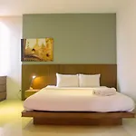Apartemen 108 m² dengan 2 kamar tidur dan 2 kamar mandi pribadi di Tebet